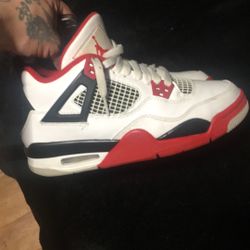 Jordan 4’s