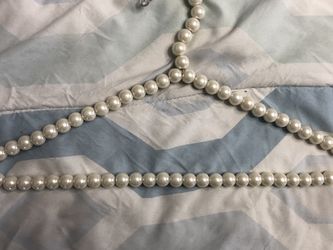 Pearl Hanger