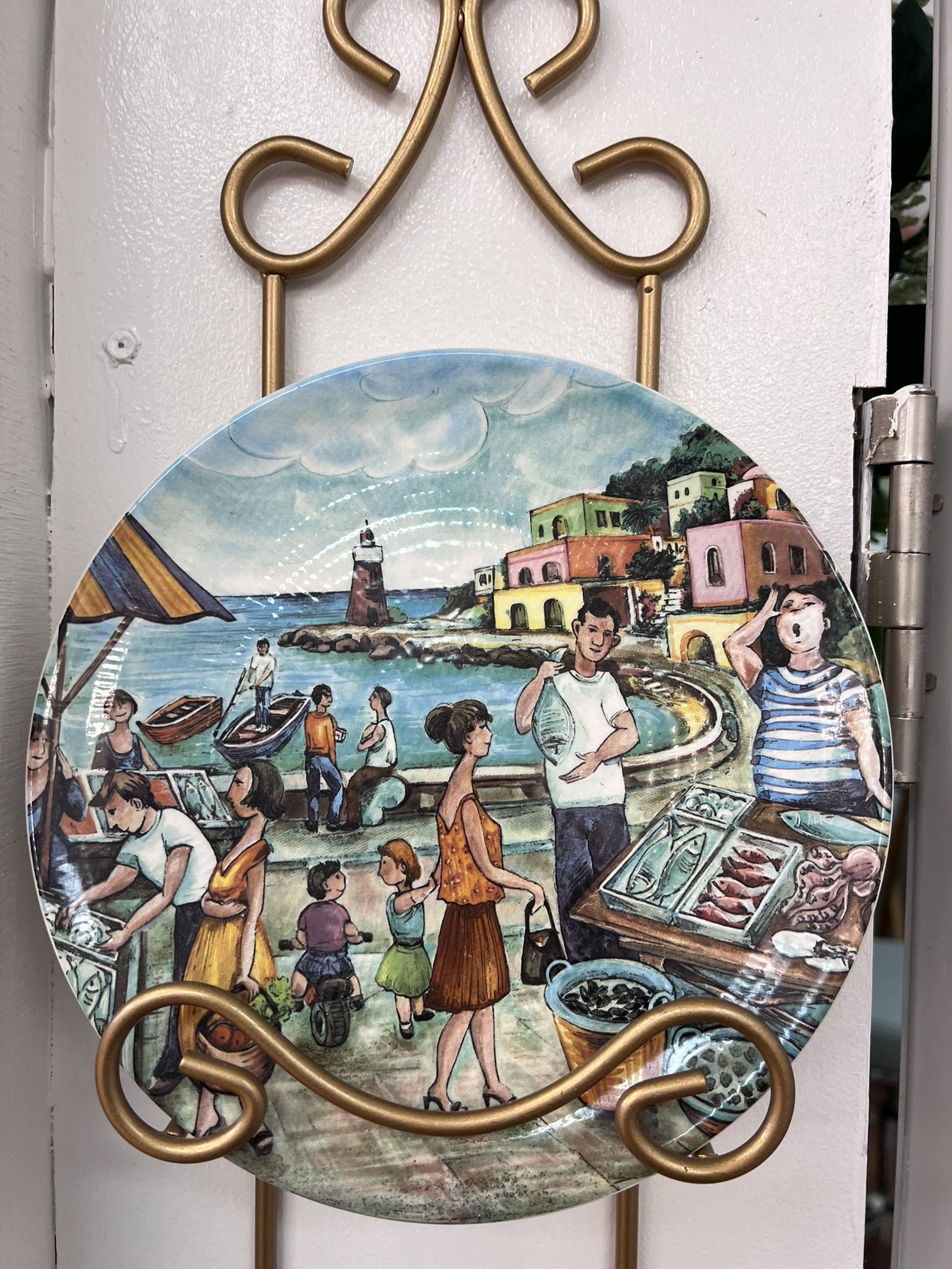 Charming italian market scene decorative plates Made in Italy