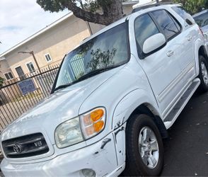 2004 Toyota Sequoia