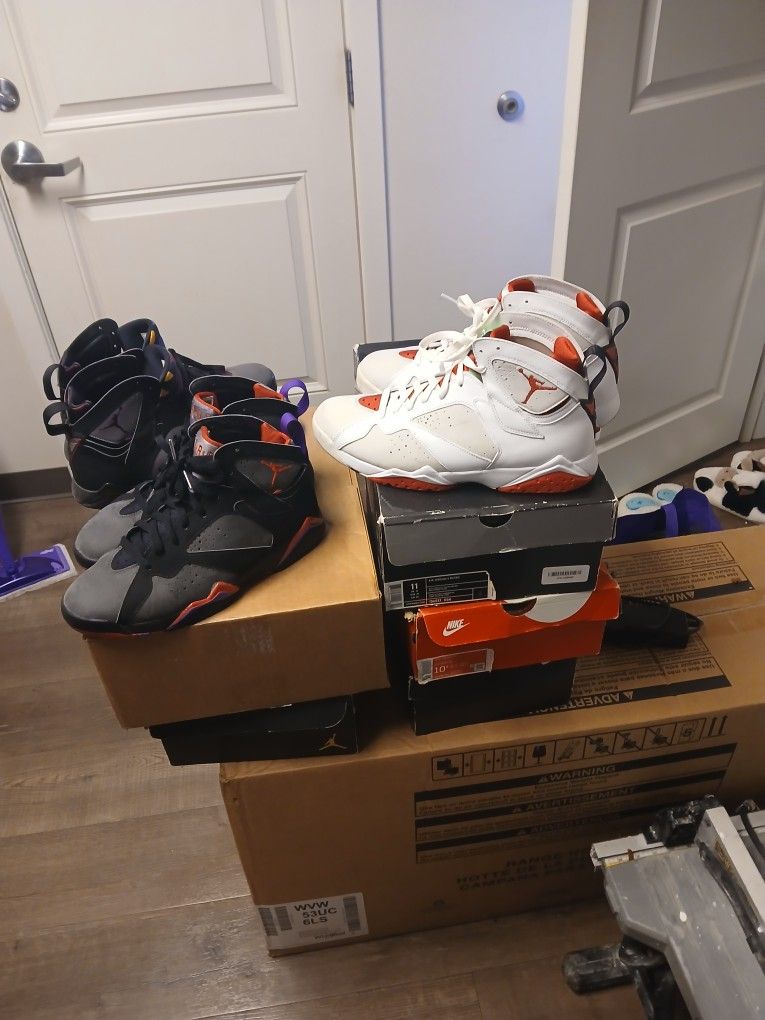 Nike Air Jordan Retro HARE, BROADEUX AND RAPTORS