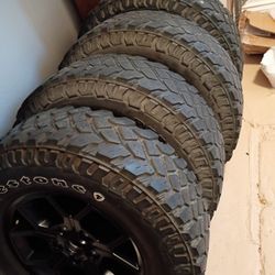RIMS AND TIRES FOR GLADIATOR 