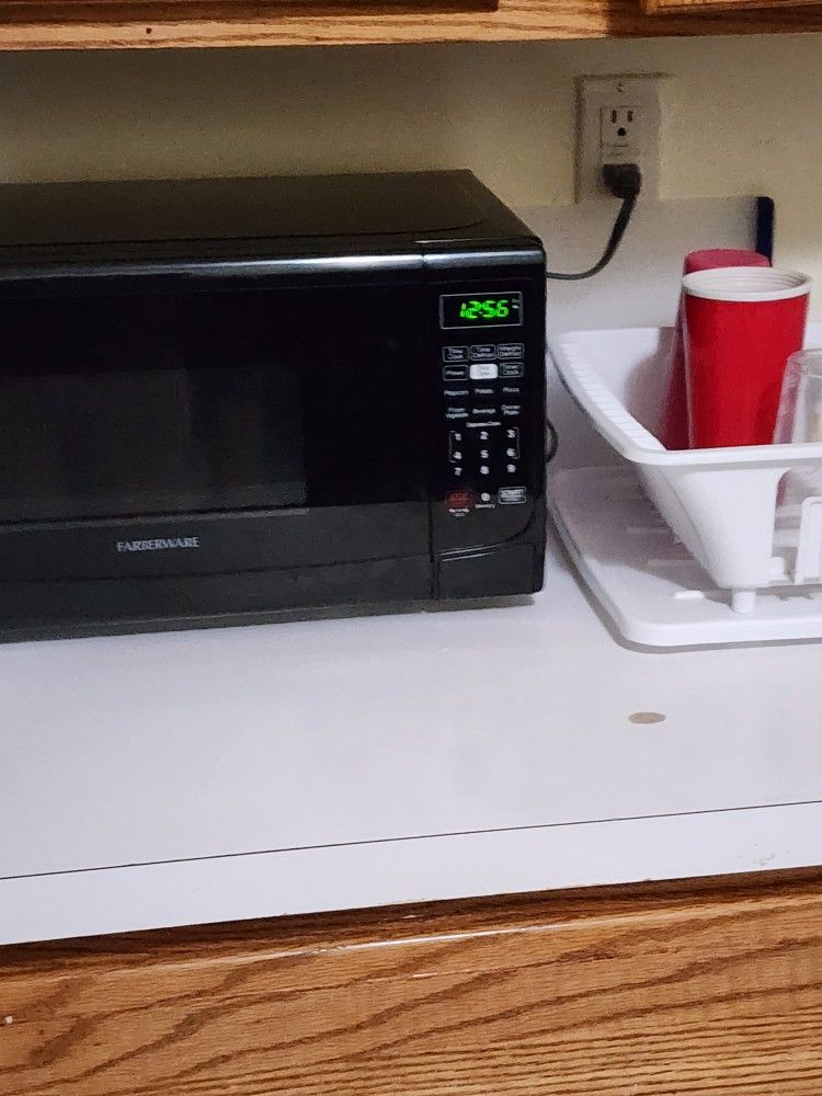 Small Microwave