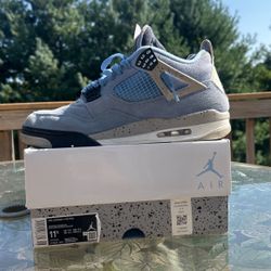 Air Jordan Four Retros University Blue