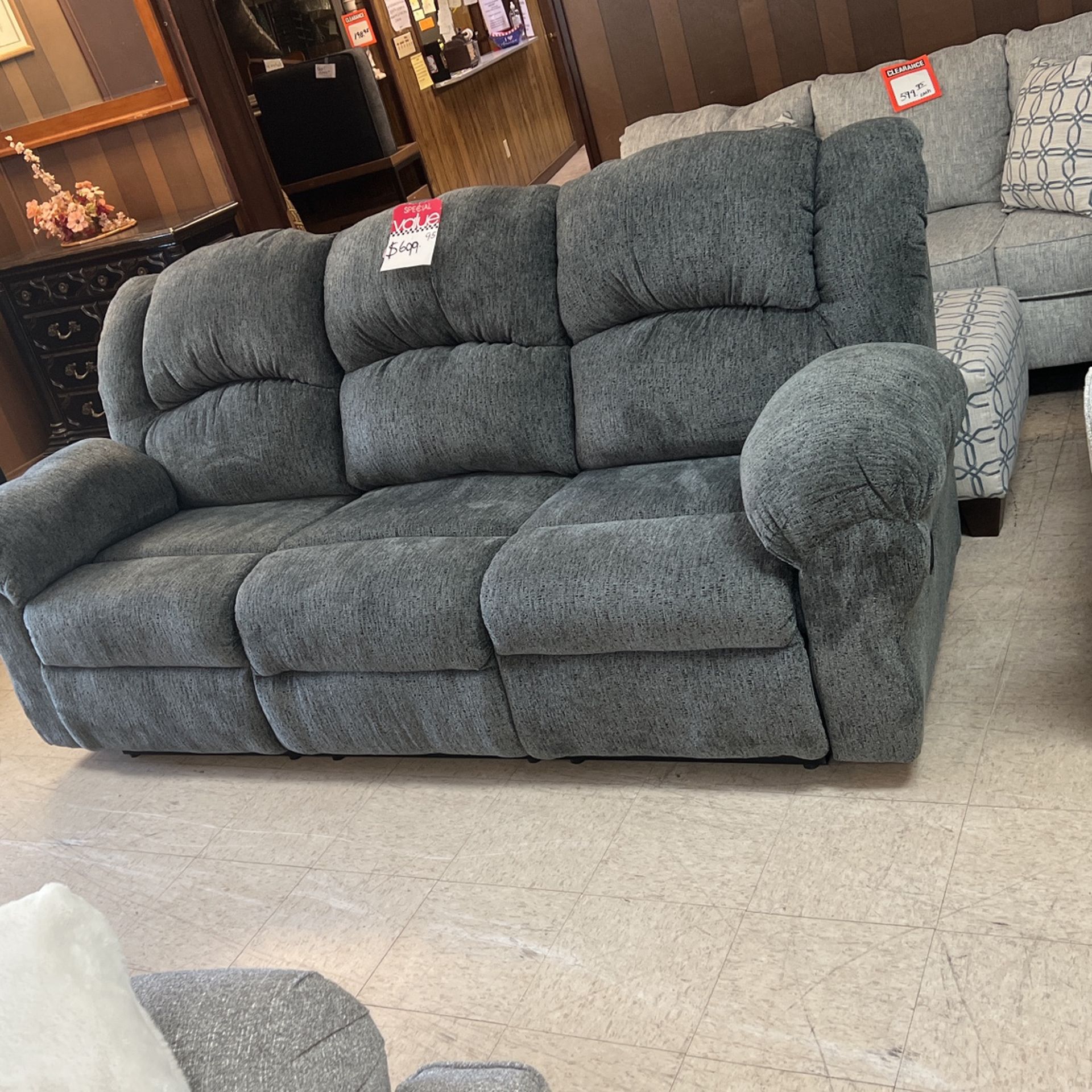 Brand new recliner couches for 699 up
