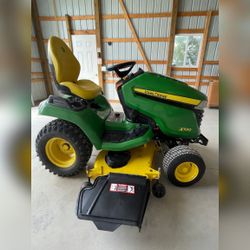 John Deere X590 Lawn Mower - Like New - Britton, MI