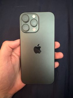 Unlocked IPhone 16 Pro Max 256 GB Black Titanium Mint Condition