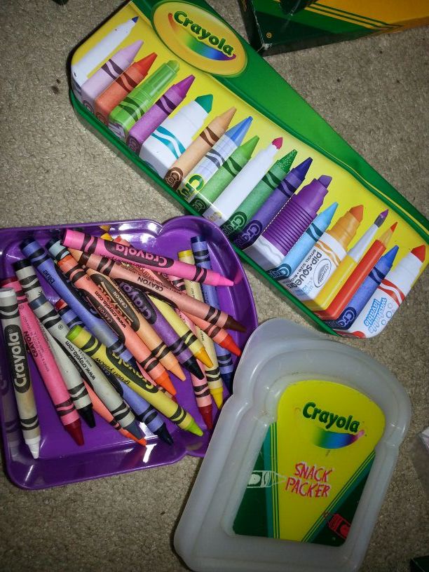 49 Crayola Loose Crayons and Markers