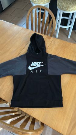 Nike air hoodie boys large