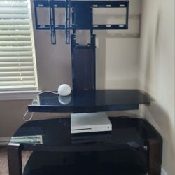 TV Stand With Mount