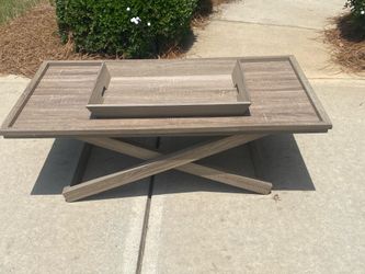 Coffee Table and Matching Tray Table