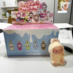 Macaron labubus and SiSi Labubu