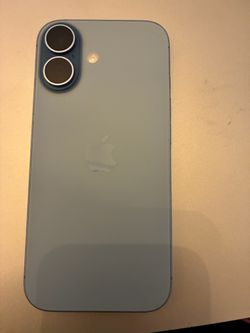 iPhone 17 Locked