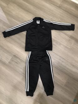 Adidas training suit 24M ( toddler) black