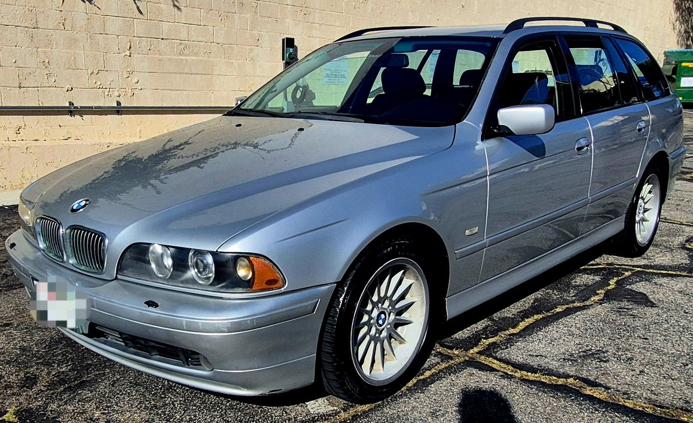 2002 BMW 540i