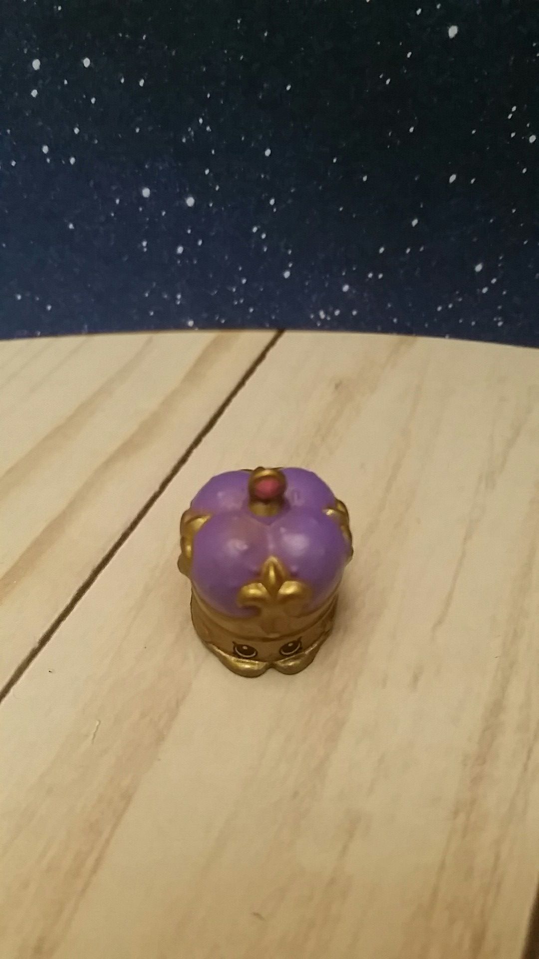 Shopkins Purple Crown