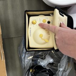 Medela pump in style