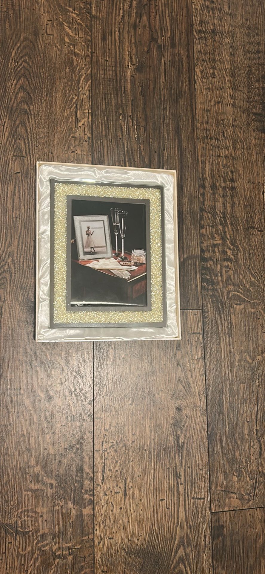 Oleg Cassini Crystal Diamond 5x7 Picture Frame