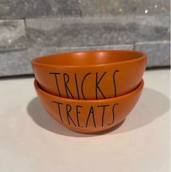 Rae Dunn Small Halloween bowls
