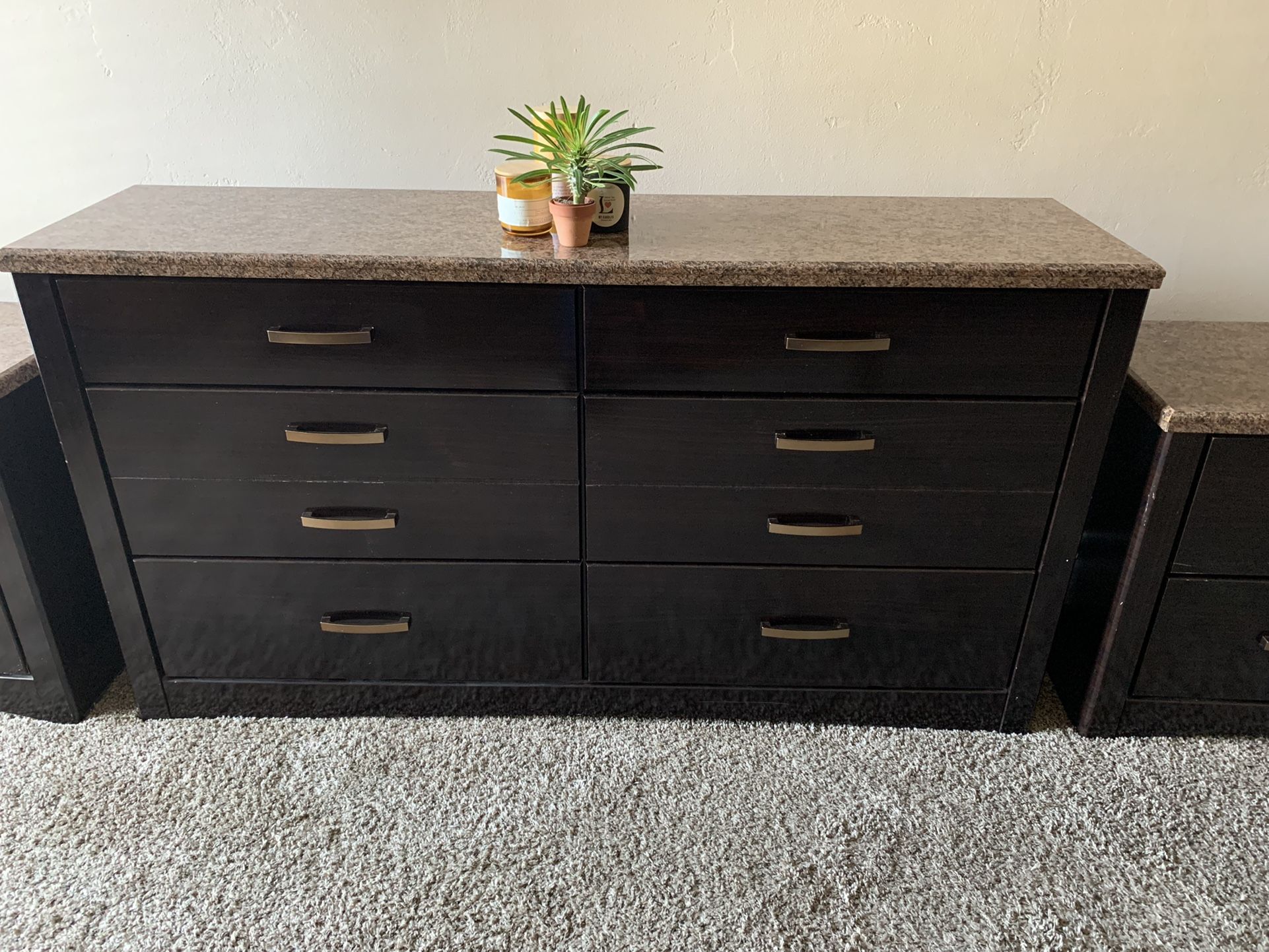 Dresser with 2 Night Stands 