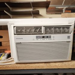 Window AC unit