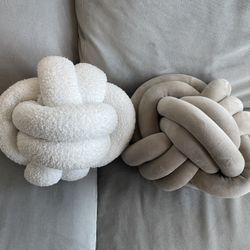 Fancy Couch/bed Pillows 