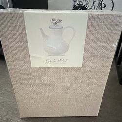 Tea pot. Simple With Flower Top