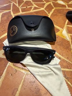Rayban black sunglasses