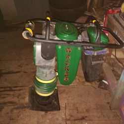 Dirt Compactor  Whacker  80