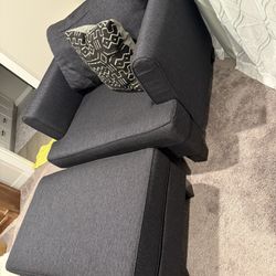 Accept Chair And Ottoman 