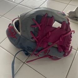 SOTO Glove $80 Obo