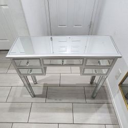 Mirror Desk