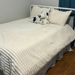 Queen Size Bed Frame 