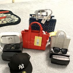 All items shown are 100% authentic and brand new.🧳💼👜