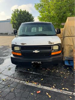 2009 express Chevy csrgo van