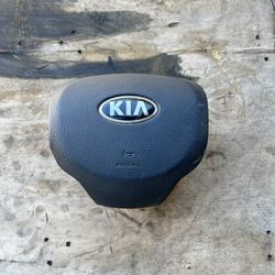 Kia 11-13 Steering Cover