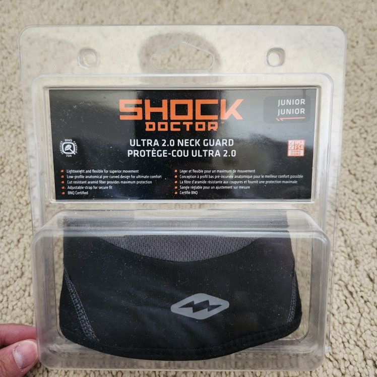 Shock Doctor Hockey Ultra 2.0 Neck Guard NWT Junior Size NWT