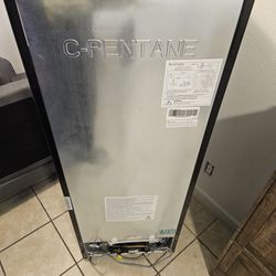 7.7 Cupic Ft Refridgerator