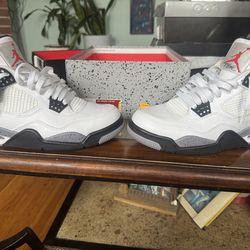 Air Jordan Cement 4s – Great Condition