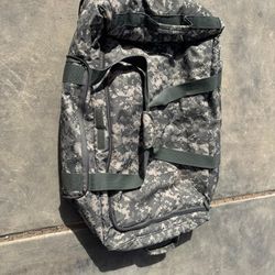 Wheeled Fuffel Bag Military 