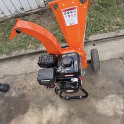 EFCUT C30 LITE 7 HP 212cc Trituradora de Madera a Gasolina, Capacidad Máxima de 3 in, Diseño Compact