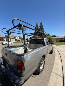 Utility rails
