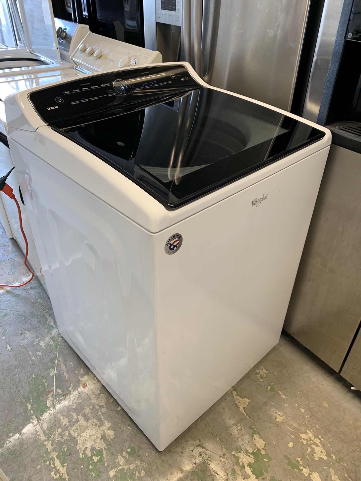 Washer whirlpool/ 90 days warranty and free delivery/ works perfectly