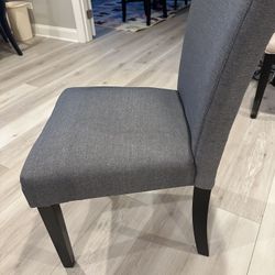 Matching Dinning Room Chairs 