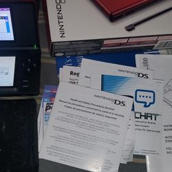 Nintendo Ds Lite Bundle With Games 