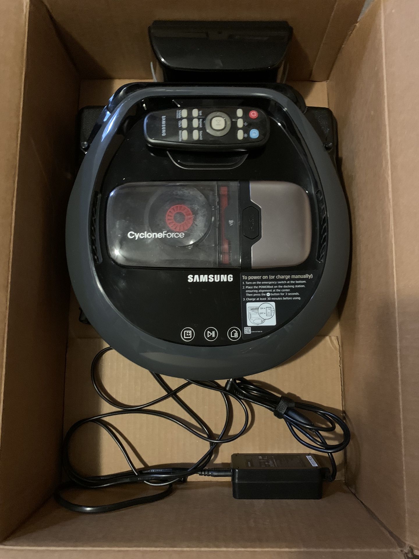 Brand New Samsung Robot Vacuum