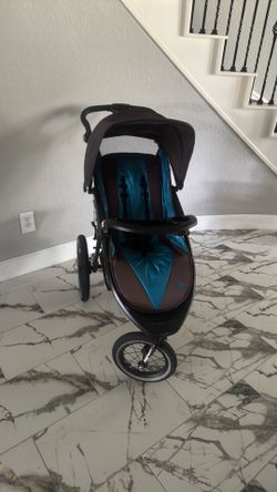 Baby jogging stroller