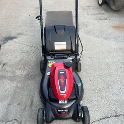 Honda HRN series self-propelled lawn mower