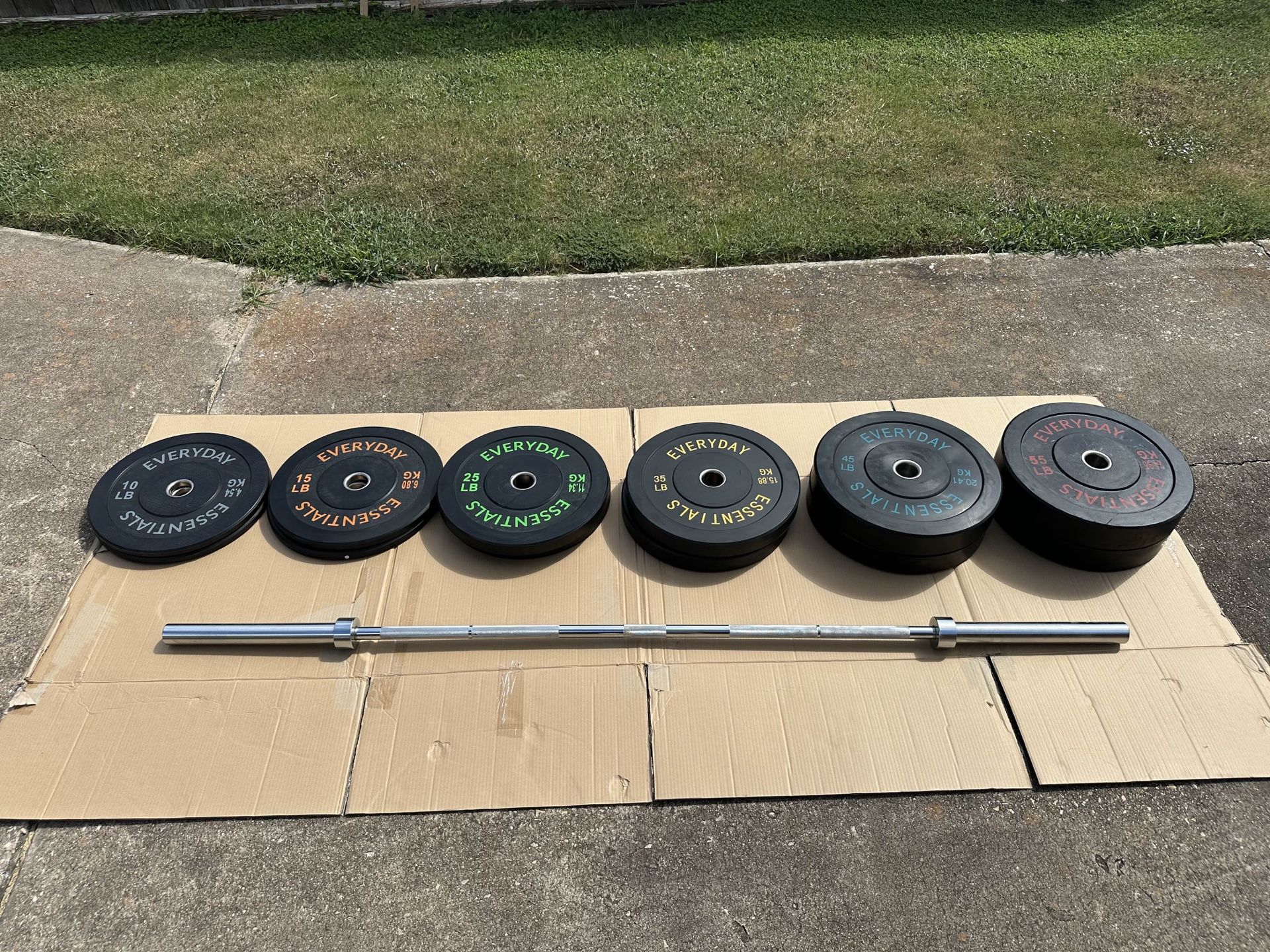 New Olympic Bumper Plates 370 lb w/ 7FT Bar & Clips – Home/Garage Gym