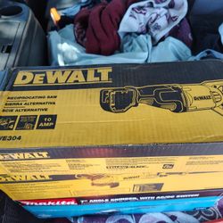 DeWalt Makita And Echo Power Tools 